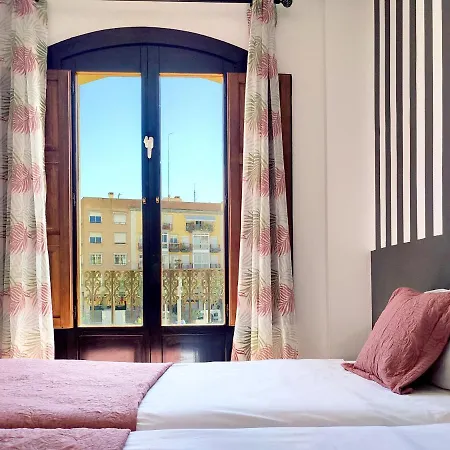 Flats Friends Plaza De La Reina Πανσιόν Βαλένθια