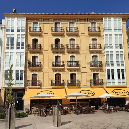 Flats Friends Plaza De La Reina Βαλένθια
