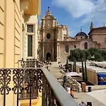 Flats Friends Plaza De La Reina Valenza