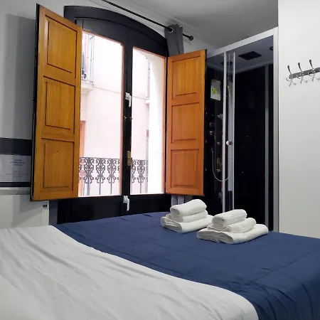 Guest house Flats Friends Plaza De La Reina Valencia