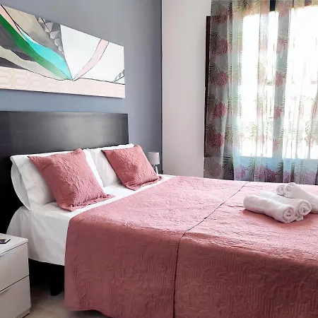 Guest house Flats Friends Plaza De La Reina Valencia