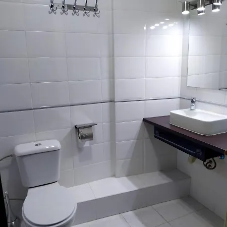 Flats Friends Plaza De La Reina 招待所 瓦伦西亚