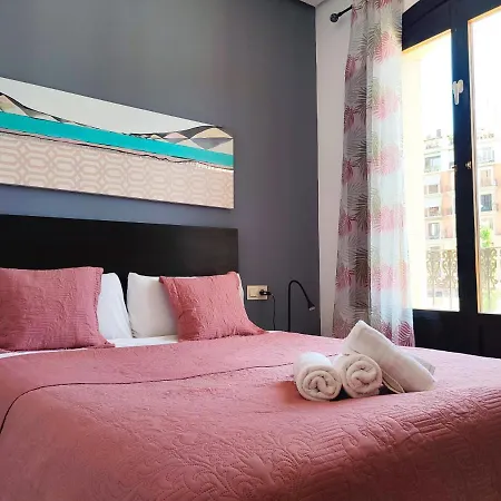 招待所 Flats Friends Plaza De La Reina 瓦伦西亚